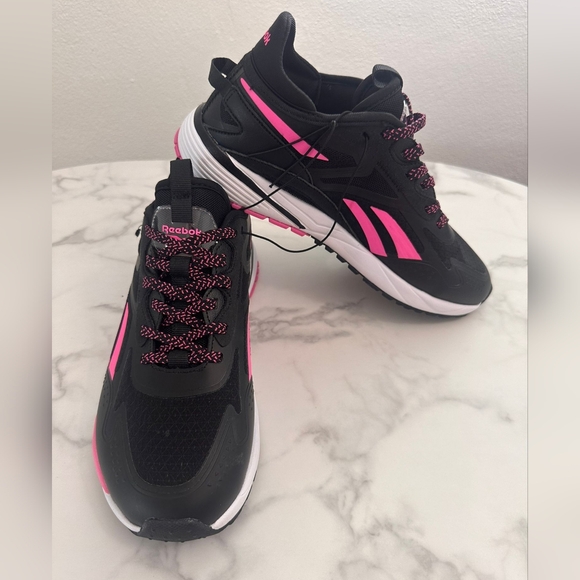 Reebok Shoes - Reebok Black/Pink Womens Running Sneakers Size 7.5 (38)